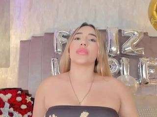 ashlye-stone — Camsoda recorded stream image, 24.04.2025 04:20