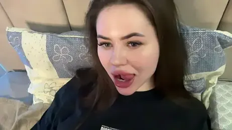 AlmaryKim — Stripchat recorded stream image, 24.04.2025 21:40