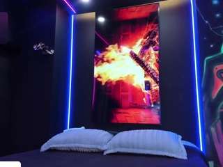 torygrey — Camsoda recorded stream image, 24.04.2025 20:20