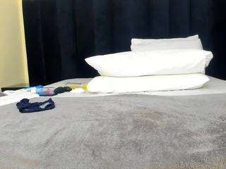 cutie-bootie — Camsoda recorded stream screenshot (25 Apr 2025)