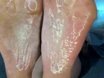 sexxylaurab — Chaturbate recorded stream screenshot (06 Feb 2025)