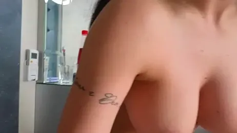 Theowonder — Stripchat recorded stream image, 26.04.2025 06:10
