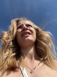 AnastasiaAniess — Stripchat recorded stream screenshot (26 Apr 2025)