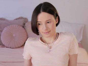 MissEssie — Bongacams recorded stream screenshot (26 Apr 2025)