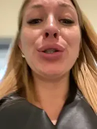 Sweet___Emily — Stripchat recorded stream image, 27.04.2025 13:50