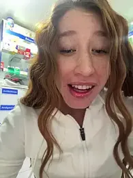 roouse — Stripchat recorded stream image, 27.04.2025 21:00
