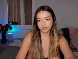 Mila Fiorela — Flirt4free recorded stream screenshot (06 Feb 2025)