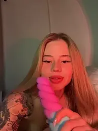 curchez_ — Stripchat recorded stream screenshot (28 Apr 2025)