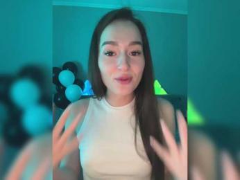 whiteTEA — Bongacams recorded stream image, 28.04.2025 17:30