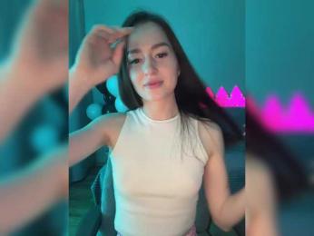 whiteTEA — Bongacams recorded stream image, 28.04.2025 17:30
