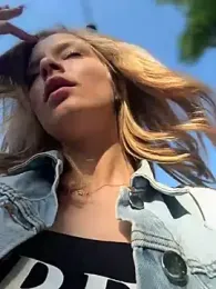 AnastasiaAniess — Stripchat recorded stream screenshot (29 Apr 2025)