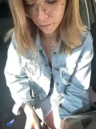 AnastasiaAniess — Stripchat recorded stream screenshot (29 Apr 2025)