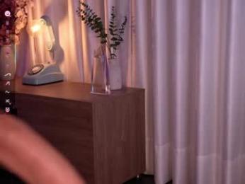 lau__1 — Chaturbate recorded stream image, 28.04.2025 19:20