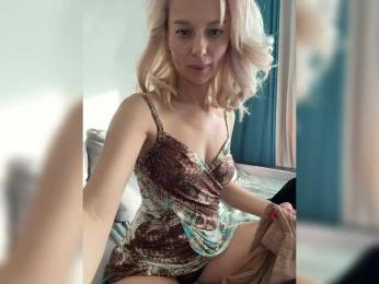 -Molly- — Bongacams recorded stream screenshot (07 Feb 2025)