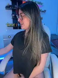 Sharon_07 — Stripchat recorded stream image, 30.04.2025 00:00