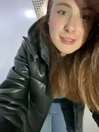Dina_Tease — Stripchat recorded stream image, 30.04.2025 12:10