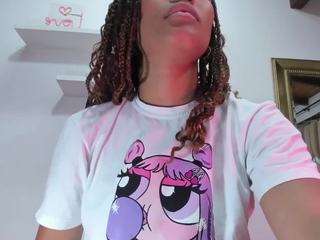 bss-naia — Camsoda recorded stream screenshot (30 Apr 2025)