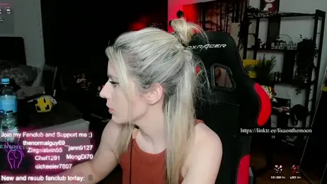 Lisaonthemoon — Stripchat recorded stream image, 01.05.2025 19:50