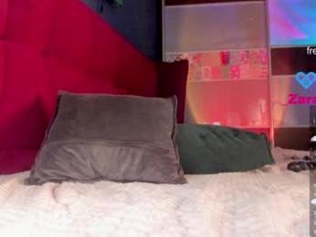 honey_pinkgreen — Chaturbate recorded stream screenshot (02 May 2025)