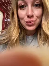 Sweet___Emily — Stripchat recorded stream image, 02.05.2025 13:10