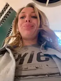 Sweet___Emily — Stripchat recorded stream image, 02.05.2025 13:10