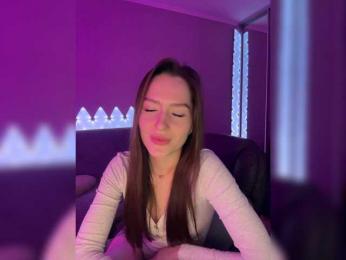 whiteTEA — Bongacams recorded stream image, 02.05.2025 17:10