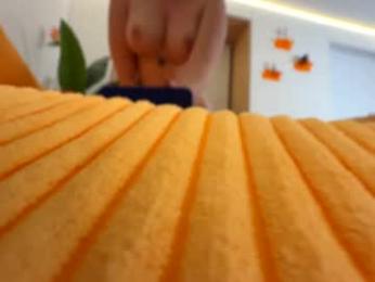 vixenp — Chaturbate recorded stream screenshot (02 May 2025)