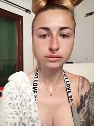 kylie_blck — Stripchat recorded stream screenshot (04 May 2025)