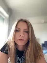 AnastasiaAniess — Stripchat recorded stream screenshot (04 May 2025)