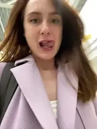 Dina_Tease — Stripchat recorded stream image, 04.05.2025 11:00