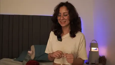 juanasnz99 — Stripchat recorded stream image, 05.05.2025 02:50