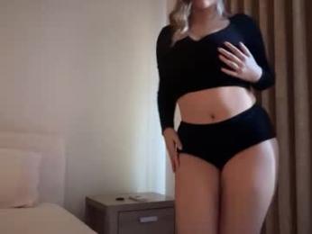 sieena — Chaturbate recorded stream screenshot (05 May 2025)