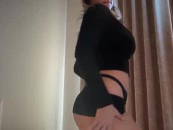 sieena — Chaturbate recorded stream screenshot (05 May 2025)