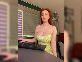 1_Aariella_1 — Bongacams recorded stream screenshot (07 May 2025)