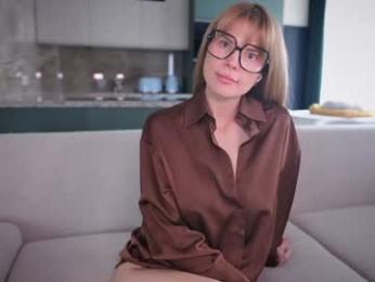 love_you_to123 — Chaturbate recorded stream screenshot (08 May 2025)