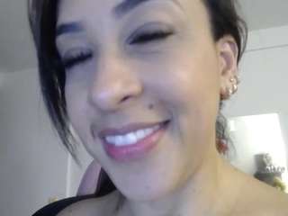 andrea-gomezz — Camsoda recorded stream screenshot (08 May 2025)