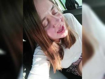 Angelia22 — Bongacams recorded stream image, 09.05.2025 18:30