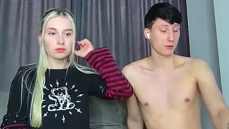 MiaAndWilliam — Stripchat recorded stream image, 10.05.2025 11:30