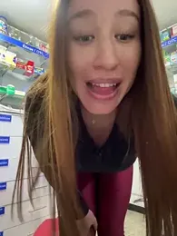 roouse — Stripchat recorded stream image, 10.05.2025 21:00