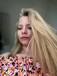 AnastasiaAniess — Stripchat recorded stream screenshot (11 May 2025)