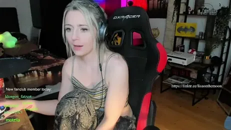 Lisaonthemoon — Stripchat recorded stream image, 11.05.2025 18:10
