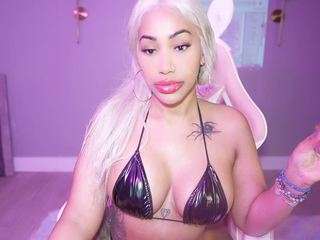 katt-leya — Camsoda recorded stream image, 13.05.2025 00:00