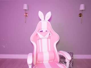 katt-leya — Camsoda recorded stream image, 13.05.2025 00:00