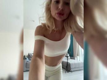 -Molly- — Bongacams recorded stream screenshot (26 Jan 2025)