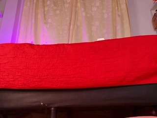 mssbombom — Camsoda recorded stream image, 08.02.2025 03:00