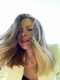 AnastasiaAniess — Stripchat recorded stream screenshot (15 May 2025)