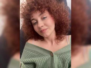 HoneyCherry — Bongacams recorded stream screenshot (15 May 2025)