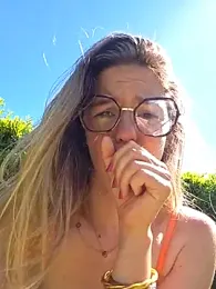 lucie_mehott — Stripchat recorded stream image, 16.05.2025 07:10