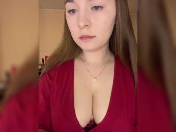 AlinaRay — Bongacams recorded stream image, 16.05.2025 13:50