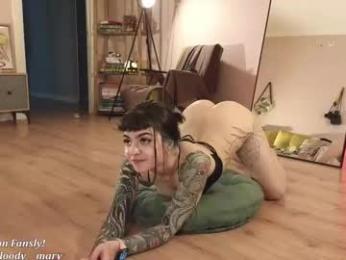 bloody__mary — Chaturbate recorded stream image, 17.05.2025 14:00